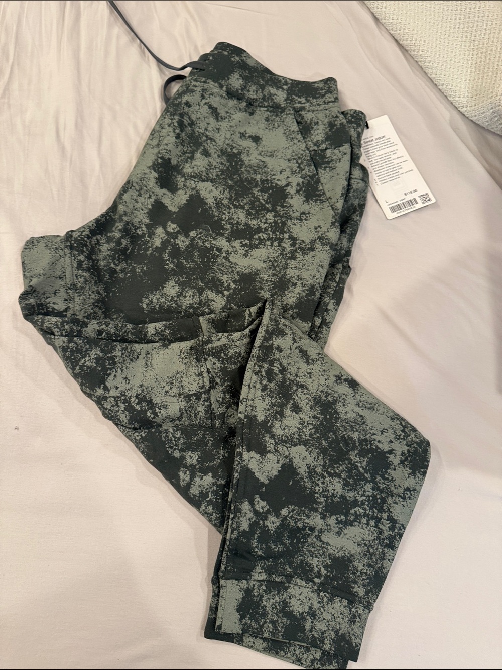 lululemon athletica City Sweat Jogger - Green Camouflage